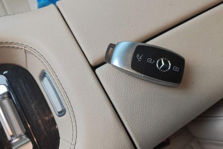 Used Mercedes-Benz GLE 2020 GLE 350 4MATIC Fashion Model Vehicle Key