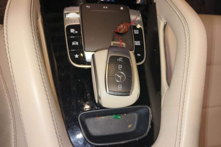 Used Mercedes-Benz GLE 2020 GLE 350 4MATIC Fashion Model Vehicle Key