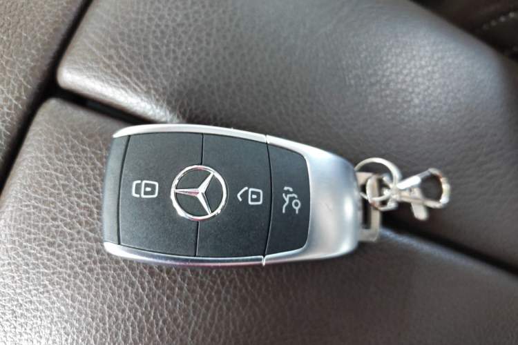 Used Mercedes-Benz GLE 2020 GLE 350 4MATIC Luxury Model Vehicle Key