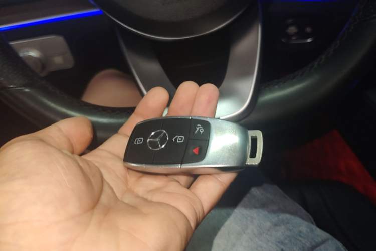 Used Mercedes-Benz GLE  Vehicle Key