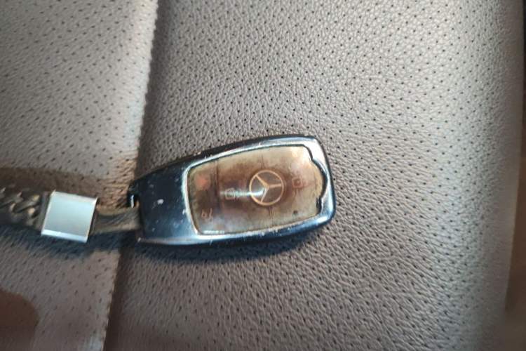 Used Mercedes-Benz GLE 2020 Facelifted GLE 450 4MATIC Stylish Edition Vehicle Key