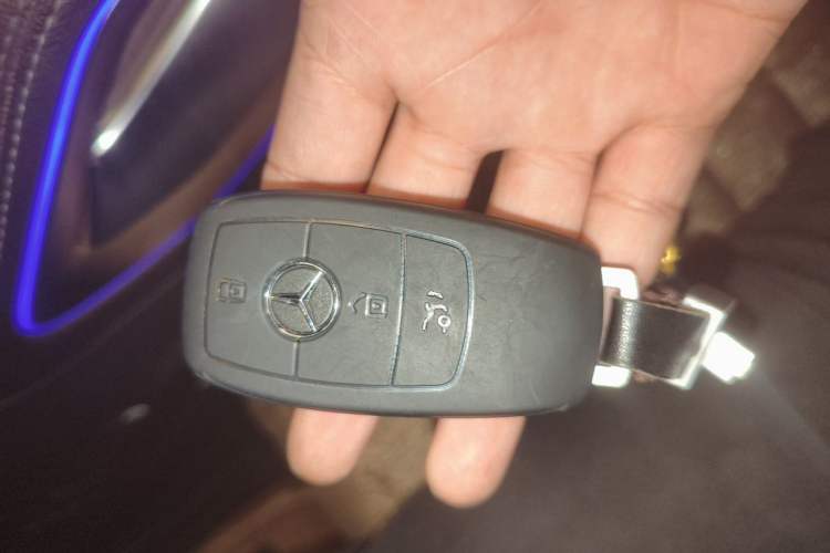 Used Mercedes-Benz GLE  Vehicle Key