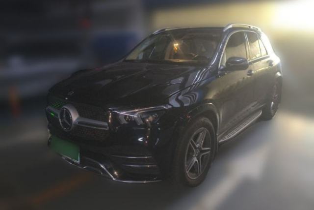 Ojetý Mercedes-Benz GLE Mercedes‑Benz GLE450, four‑wheel drive, 3.0L, 7 seats