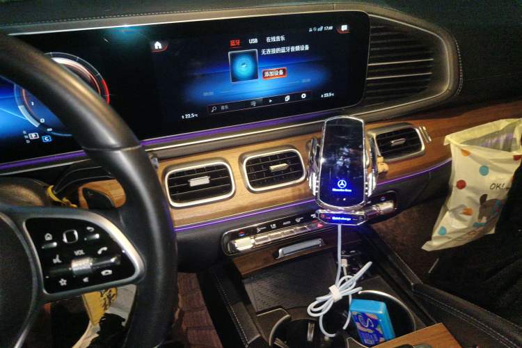 Used Mercedes-Benz GLE 2020 GLE 350 4MATIC Luxury Model Audio And AC Panel