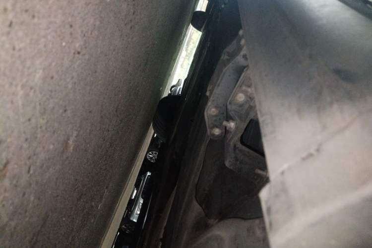 Used Mercedes-Benz GLE 2020 GLE 350 4MATIC Fashion Model Chassis Rear Left