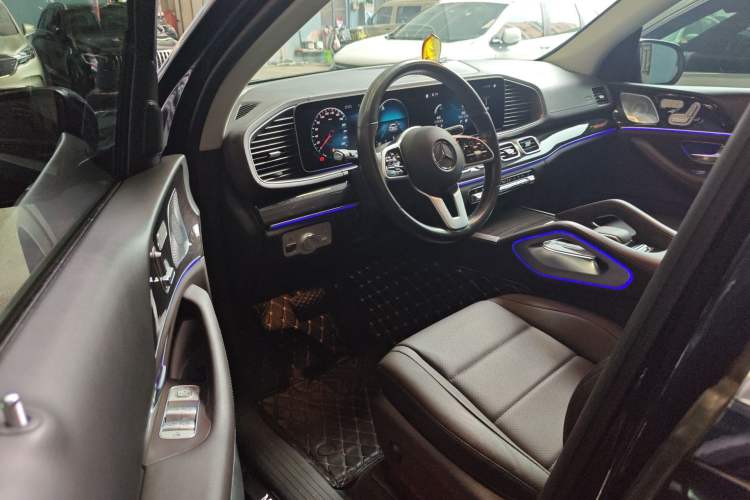 Used Mercedes-Benz GLE 2020 Restyled GLE 350 4MATIC Fashion Edition Driver Seat