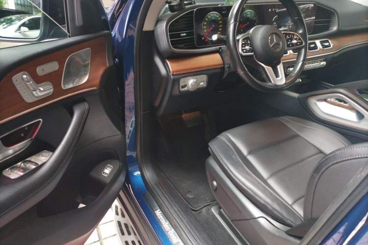 Used Mercedes-Benz GLE 2020 GLE 350 4MATIC Luxury Model Driver Seat