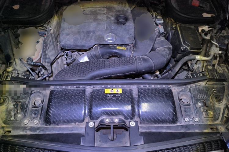 Used Mercedes-Benz GLE 2020 GLE 350 4MATIC Luxury Model Engine Bay