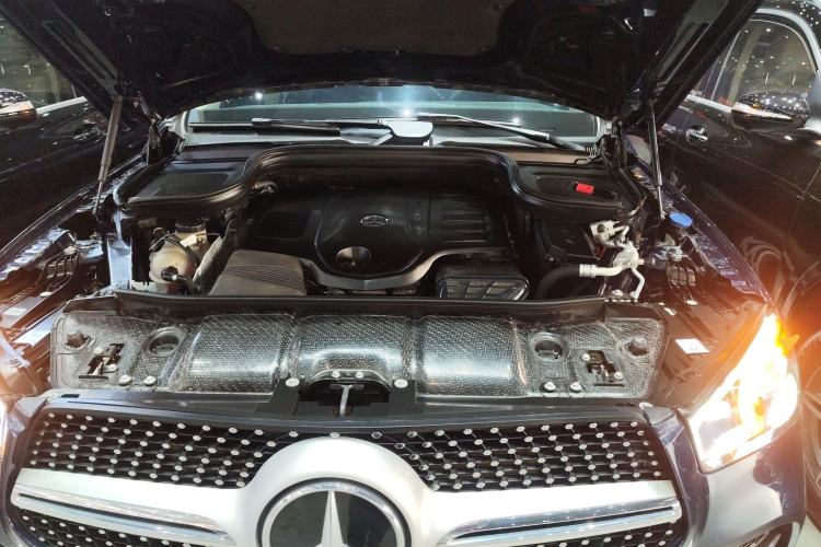 Used Mercedes-Benz GLE 2020 GLE 450 4MATIC Stylish Model Engine Bay