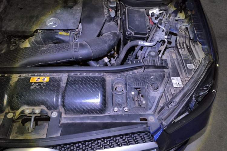 Used Mercedes-Benz GLE 2020 GLE 350 4MATIC Luxury Model Engine Bay Left