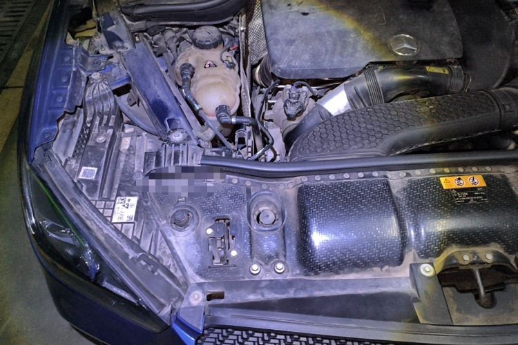 Used Mercedes-Benz GLE 2020 GLE 350 4MATIC Luxury Model Engine Bay Right