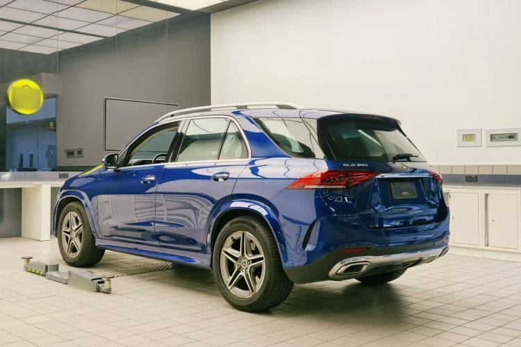 Used Mercedes-Benz GLE 2020 Facelifted GLE 350 4MATIC Luxury Edition Exterior 2