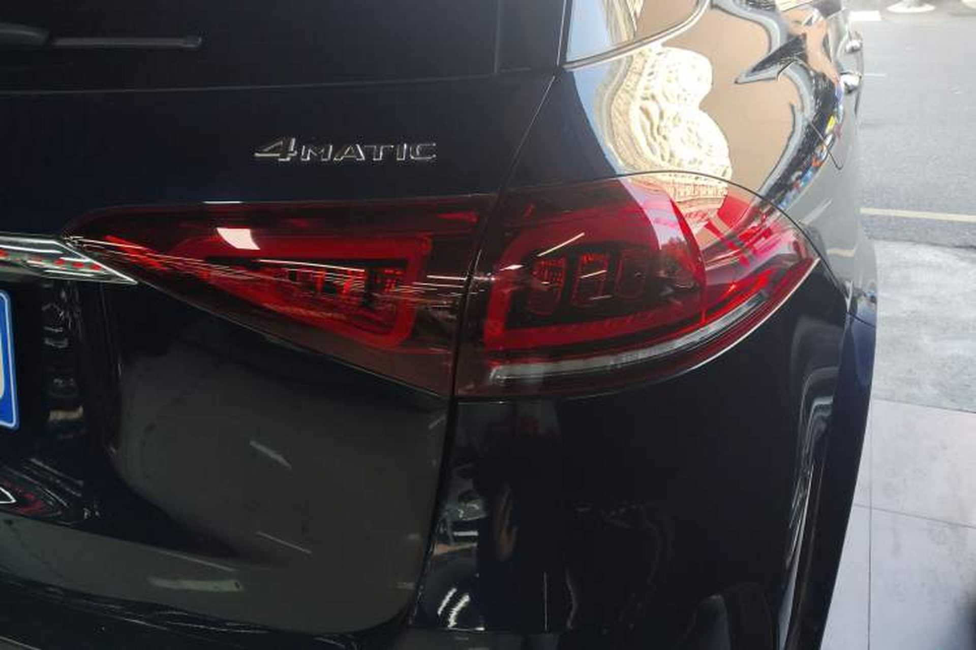 Used Mercedes-Benz GLE 2020 GLE 350 4MATIC Luxury Model Exterior 3