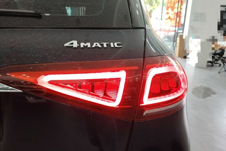 Used Mercedes-Benz GLE 2020 GLE 450 4MATIC Stylish Model Exterior 3