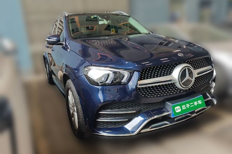 Used Mercedes-Benz GLE 2020 Restyled GLE 350 4MATIC Fashion Edition Front Right 45 Deg