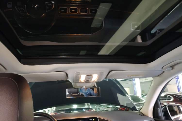 Used Mercedes-Benz GLE 2020 GLE 450 4MATIC Stylish Model Headliner