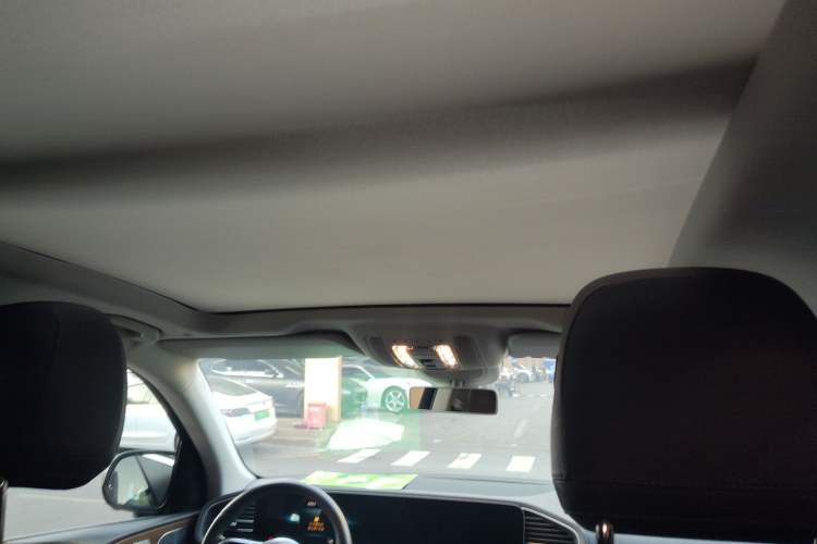 Used Mercedes-Benz GLE 2020 GLE 350 4MATIC Luxury Model Headliner