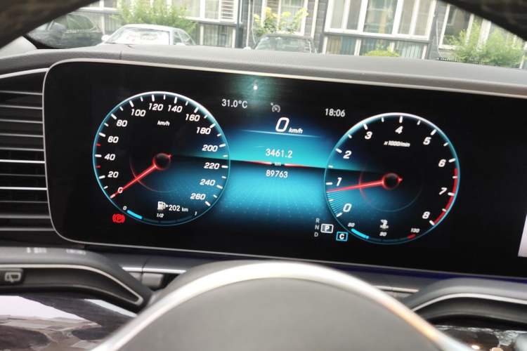 Used Mercedes-Benz GLE 2020 GLE 350 4MATIC Fashion Model Instrument Cluster