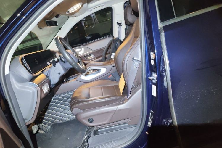 Used Mercedes-Benz GLE 2020 Restyled GLE 450 4MATIC Luxury Edition Left Front Seat