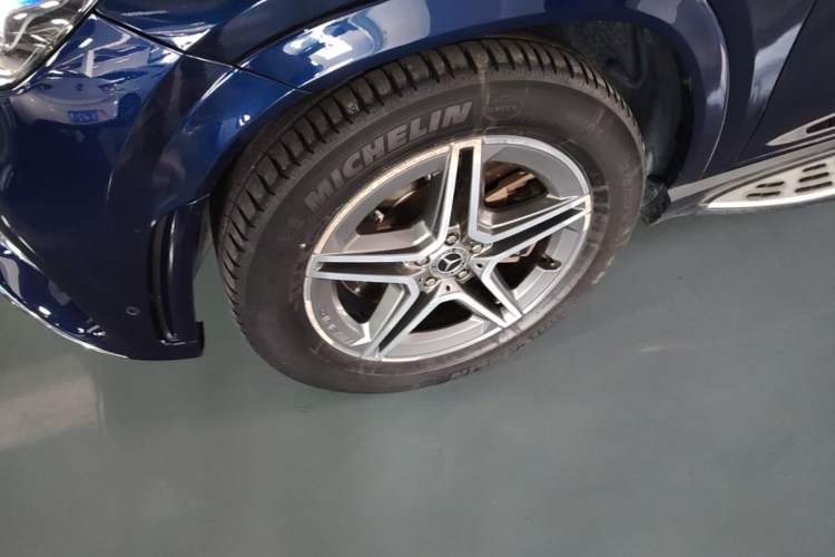 Used Mercedes-Benz GLE 2020 GLE 450 4MATIC Stylish Model Left Front Wheel Hub
