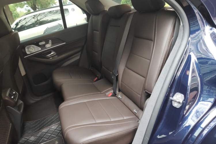 Used Mercedes-Benz GLE 2020 GLE 350 4MATIC Fashion Model Left Rear Seat