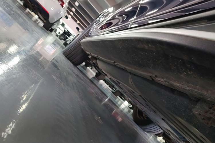 Used Mercedes-Benz GLE 2020 GLE 450 4MATIC Stylish Model Left Side Sill