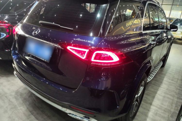 Used Mercedes-Benz GLE 2020 GLE 450 4MATIC Stylish Model Rear Right 45 Deg