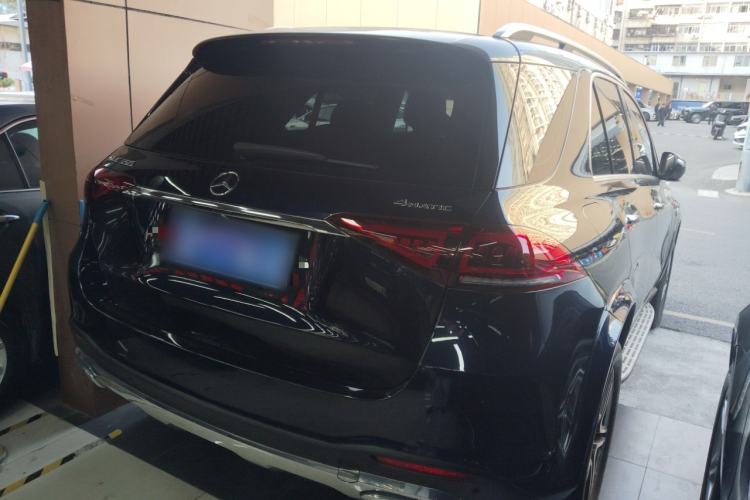 Used Mercedes-Benz GLE 2020 GLE 350 4MATIC Luxury Model Rear Right 45 Deg