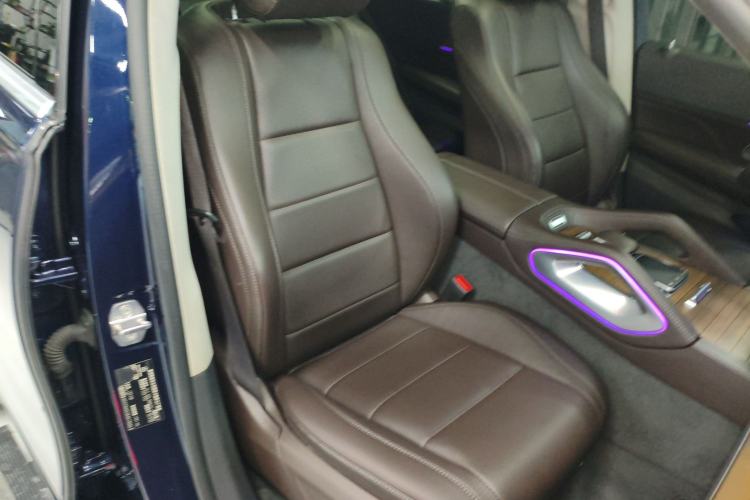 Used Mercedes-Benz GLE 2020 GLE 350 4MATIC Luxury Model Right Front Seat