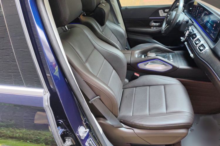Used Mercedes-Benz GLE 2020 GLE 450 4MATIC Stylish Model Right Front Seat