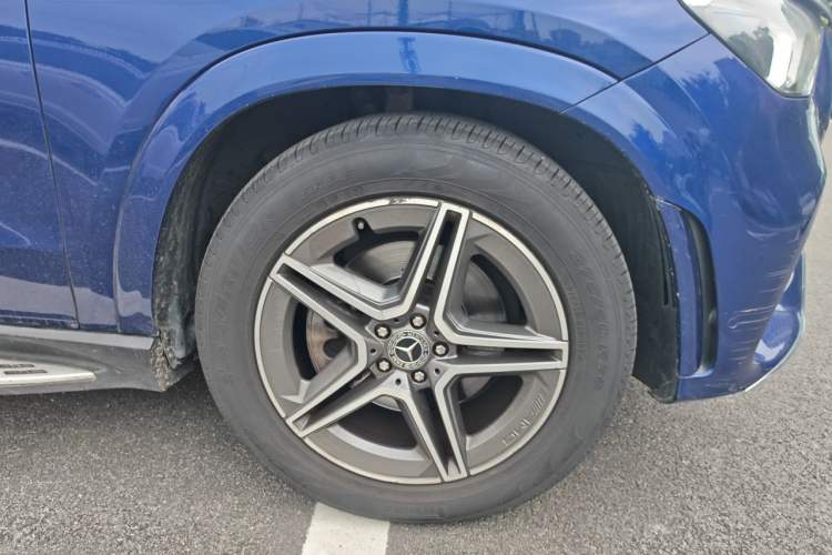 Used Mercedes-Benz GLE 2020 GLE 350 4MATIC Fashion Model Right Front Wheel Hub
