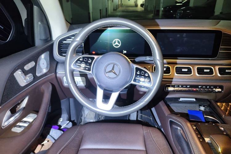 Used Mercedes-Benz GLE 2020 Restyled GLE 450 4MATIC Luxury Edition Steering Wheel