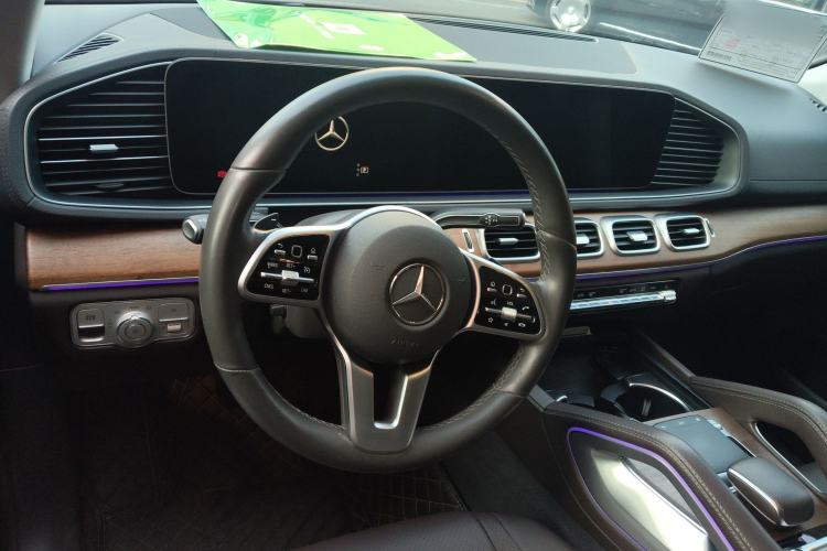 Used Mercedes-Benz GLE 2020 GLE 350 4MATIC Luxury Model Steering Wheel