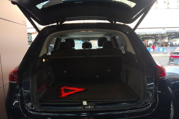 Used Mercedes-Benz GLE 2020 GLE 350 4MATIC Luxury Model Trunk