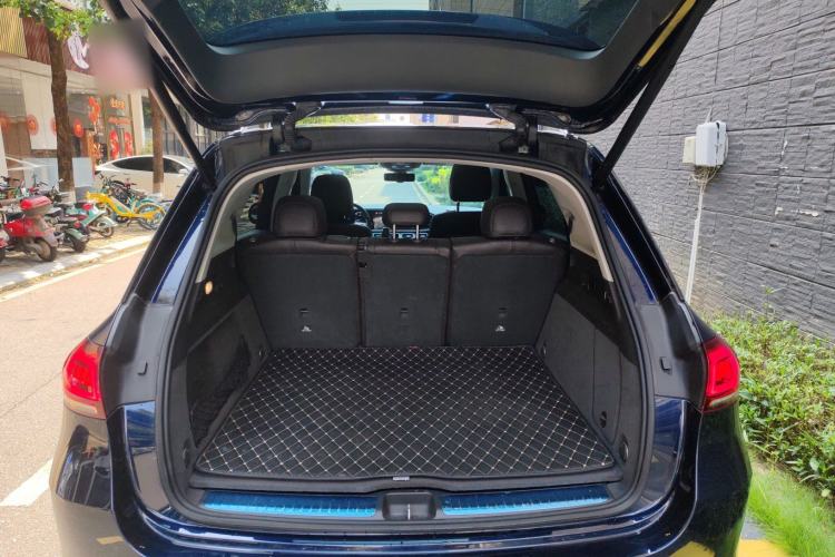 Used Mercedes-Benz GLE 2020 GLE 450 4MATIC Stylish Model Trunk