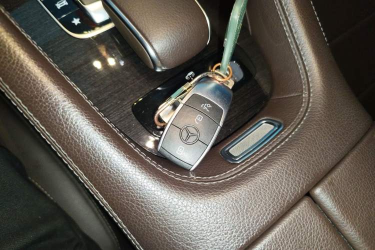 Used Mercedes-Benz GLE 2020 GLE 350 4MATIC Fashion Model Vehicle Key