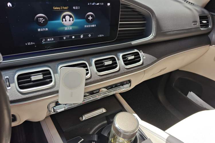 Used Mercedes-Benz GLE 2020 GLE 450 4MATIC Stylish Model Audio And AC Panel