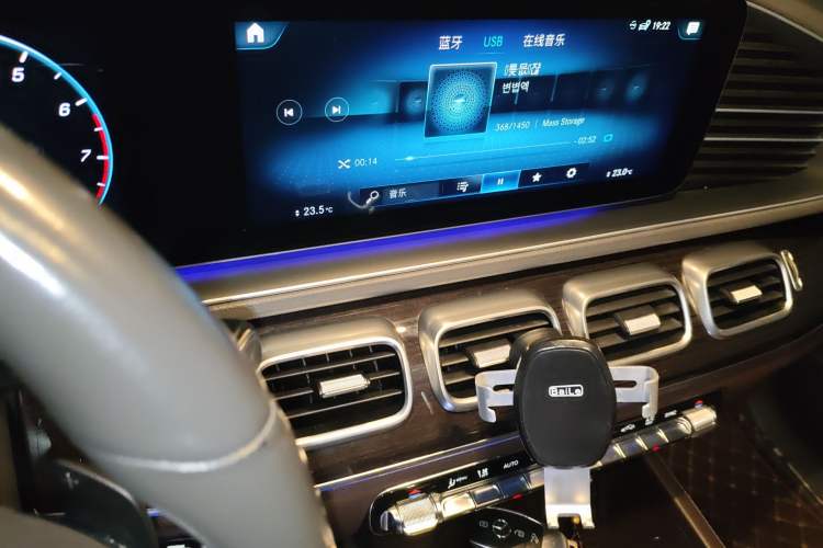 Used Mercedes-Benz GLE 2020 GLE 350 4MATIC Fashion Model Audio And AC Panel