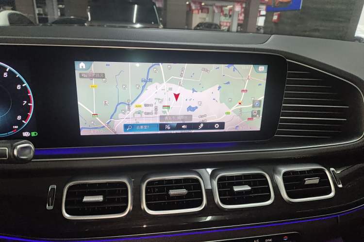 Used Mercedes-Benz GLE 2020 Restyled GLE 350 4MATIC Fashion Edition Audio And AC Panel