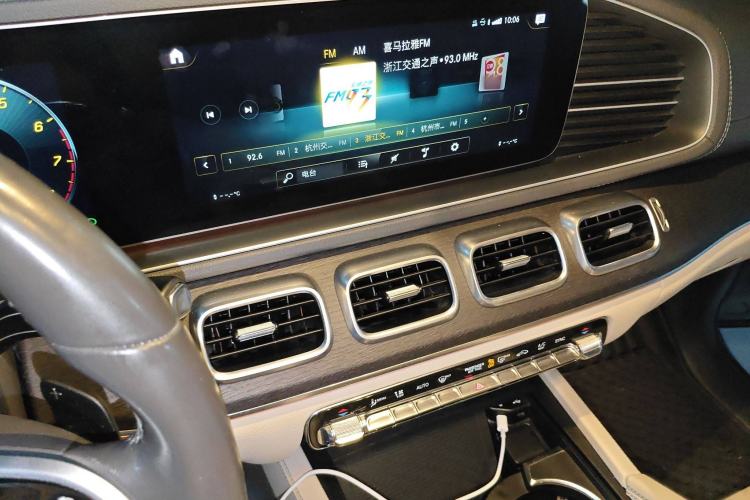 Used Mercedes-Benz GLE 2020 GLE 450 4MATIC Stylish Model Audio And AC Panel