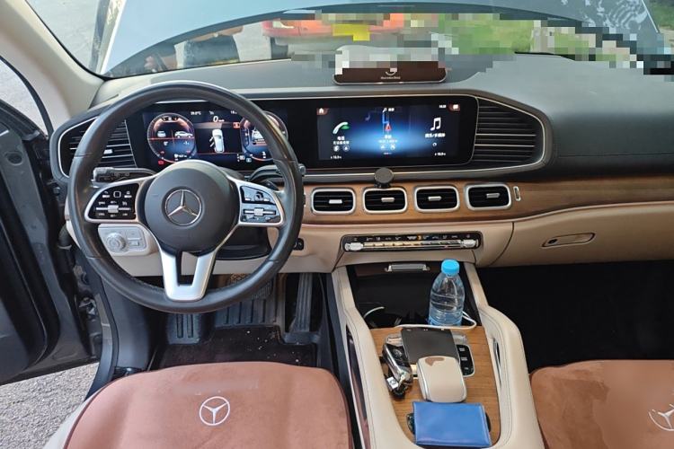 Used Mercedes-Benz GLE 2020 GLE 350 4MATIC Luxury Model Center Console