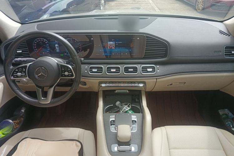 Used Mercedes-Benz GLE 2020 GLE 450 4MATIC Stylish Model Center Console
