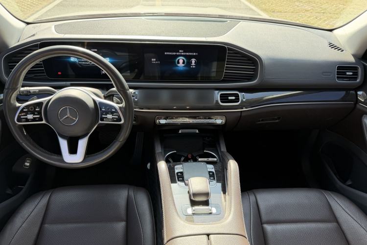 Used Mercedes-Benz GLE 2020 GLE 350 4MATIC Fashion Model Center Console