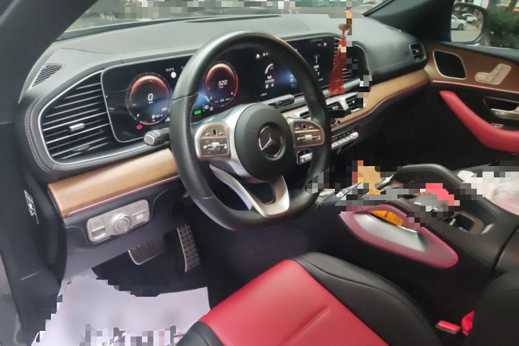 Used Mercedes-Benz GLE 2020 GLE 450 4MATIC Stylish Model Center Console