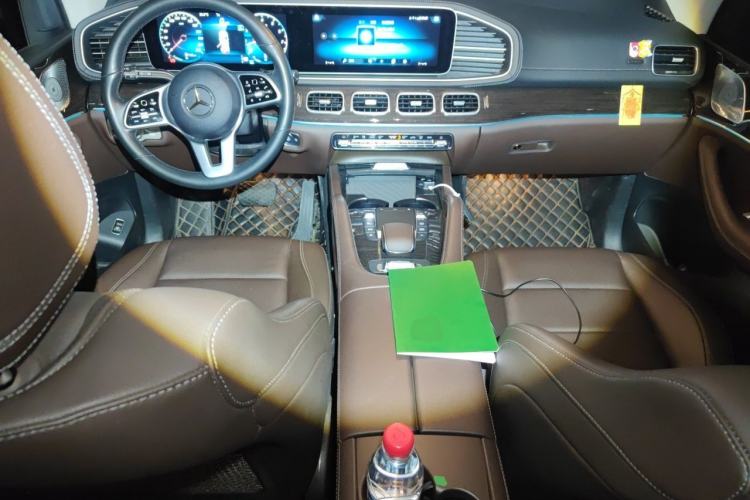 Used Mercedes-Benz GLE 2020 Restyled GLE 350 4MATIC Fashion Edition Center Console