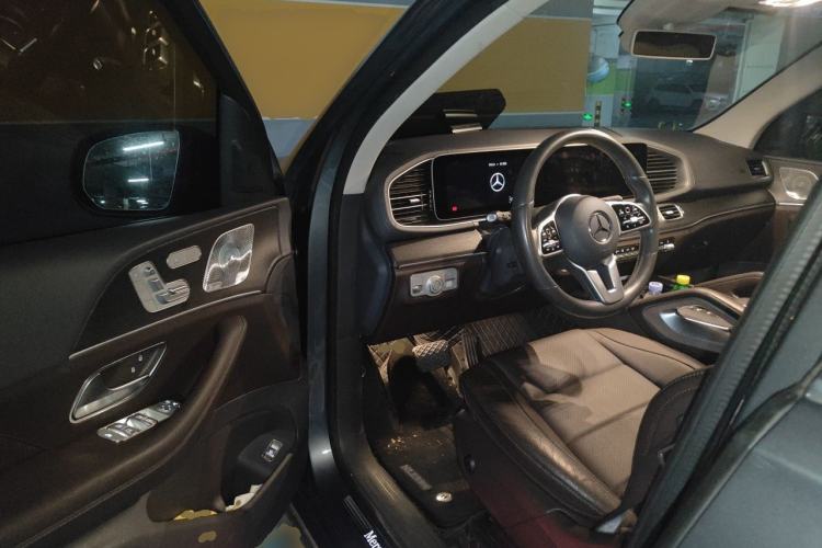 Used Mercedes-Benz GLE 2020 Restyled GLE 450 4MATIC Luxury Edition Driver Seat