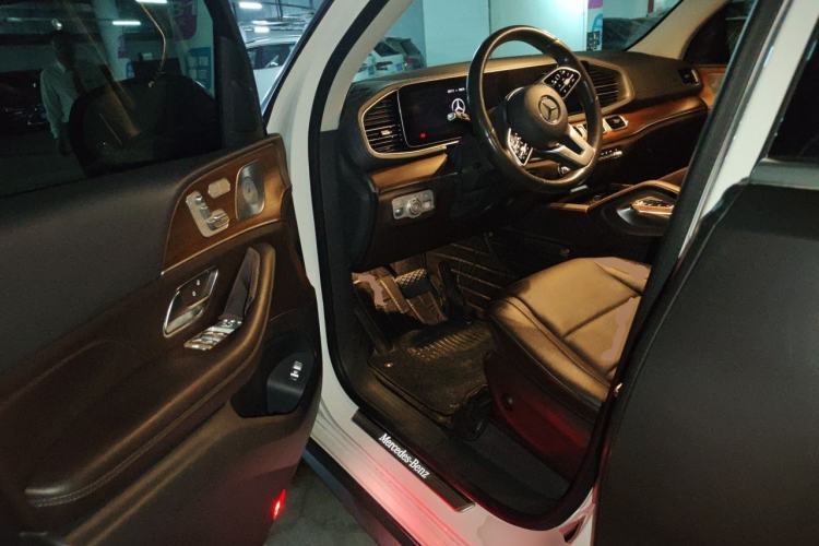 Used Mercedes-Benz GLE 2020 GLE 350 4MATIC Luxury Model Driver Seat