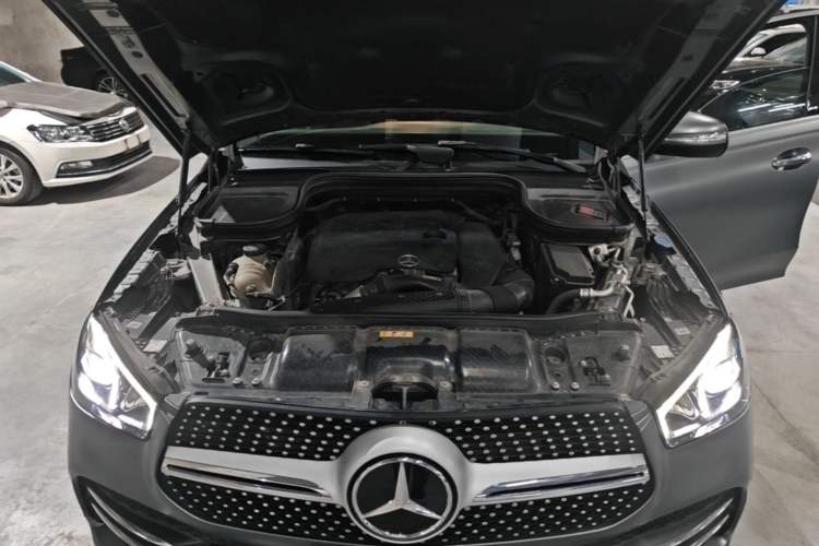Used Mercedes-Benz GLE 2020 Restyled GLE 350 4MATIC Fashion Edition Engine Bay