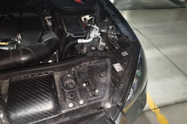 Used Mercedes-Benz GLE 2020 Restyled GLE 350 4MATIC Fashion Edition Engine Bay Left