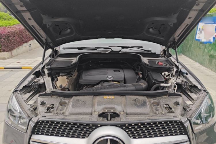 Used Mercedes-Benz GLE 2020 GLE 350 4MATIC Luxury Model Engine Bay